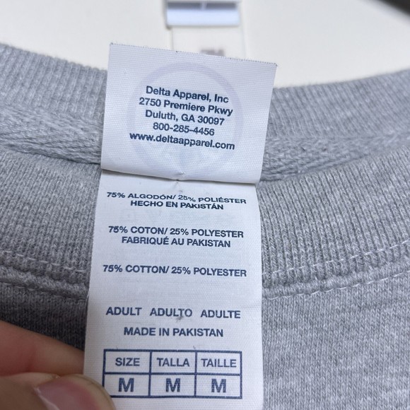 Harry Potter Adult Size Medium Hogwarts Crest Crewneck Sweatshirt, Light Gray - Picture 4 of 6